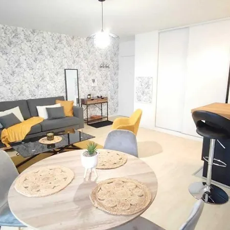 Apartment Poissy Relax Wi-fi Pool By Servallgroup Carrières-sous-Poissy